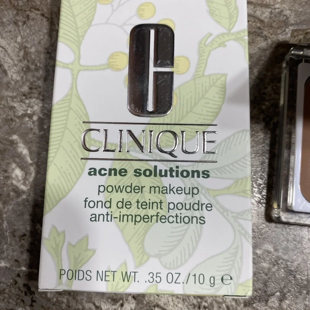 Clinique Acne Solutions Pressed Powder Makeup 20 Deep Neutral (M-N) 0.35 oz NIB